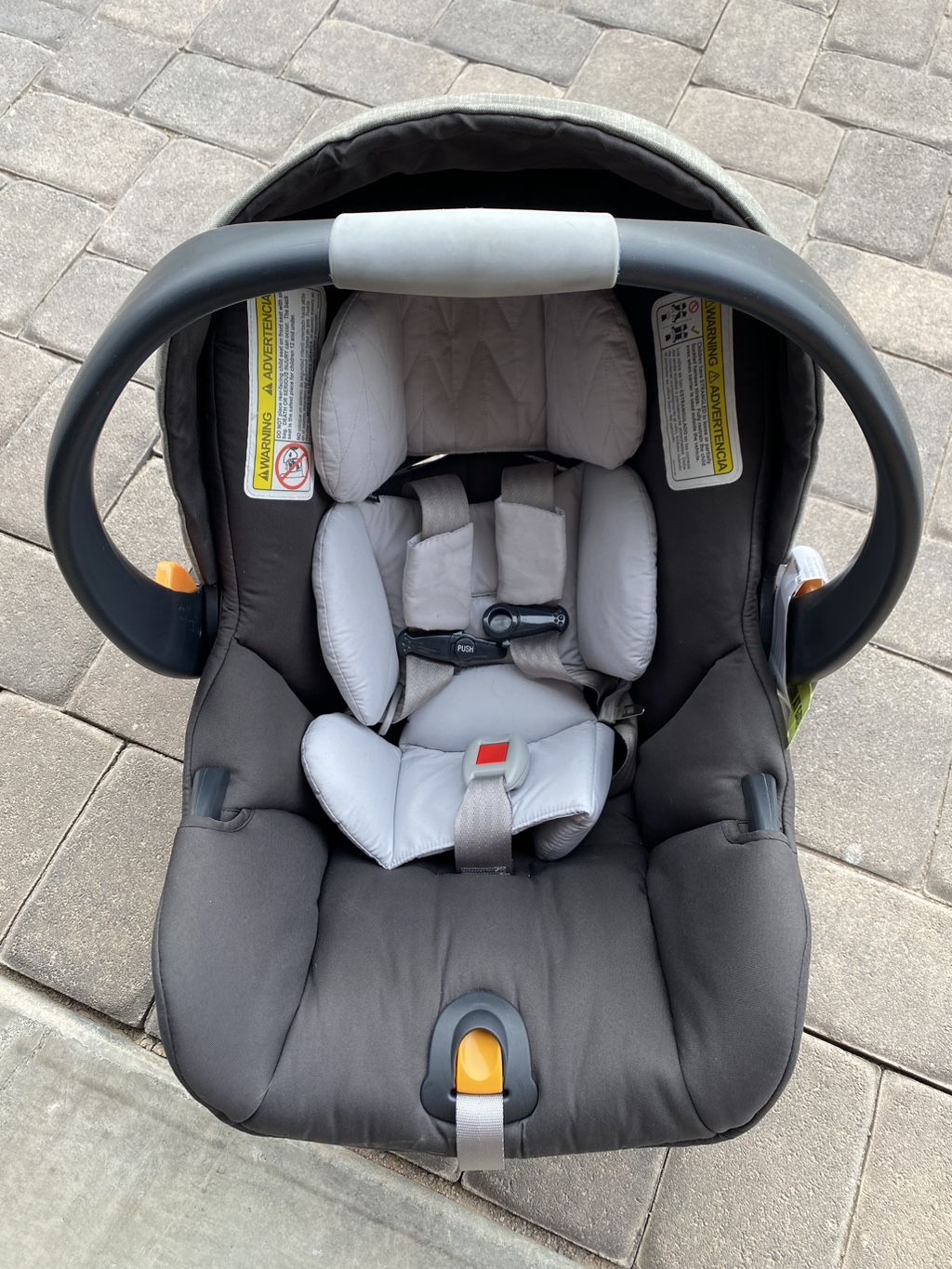 Chicco Bravo Infant Car Seat And Stroller