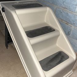 Plastic Dog Steps