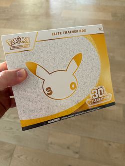 Pokémon 30th Anniversary ETB