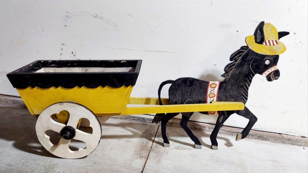 Folk Art Planter Yard Decor