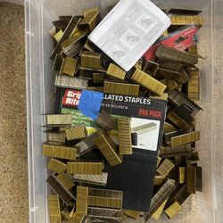 Grip-Rite P-Style wide crown collated staples. 