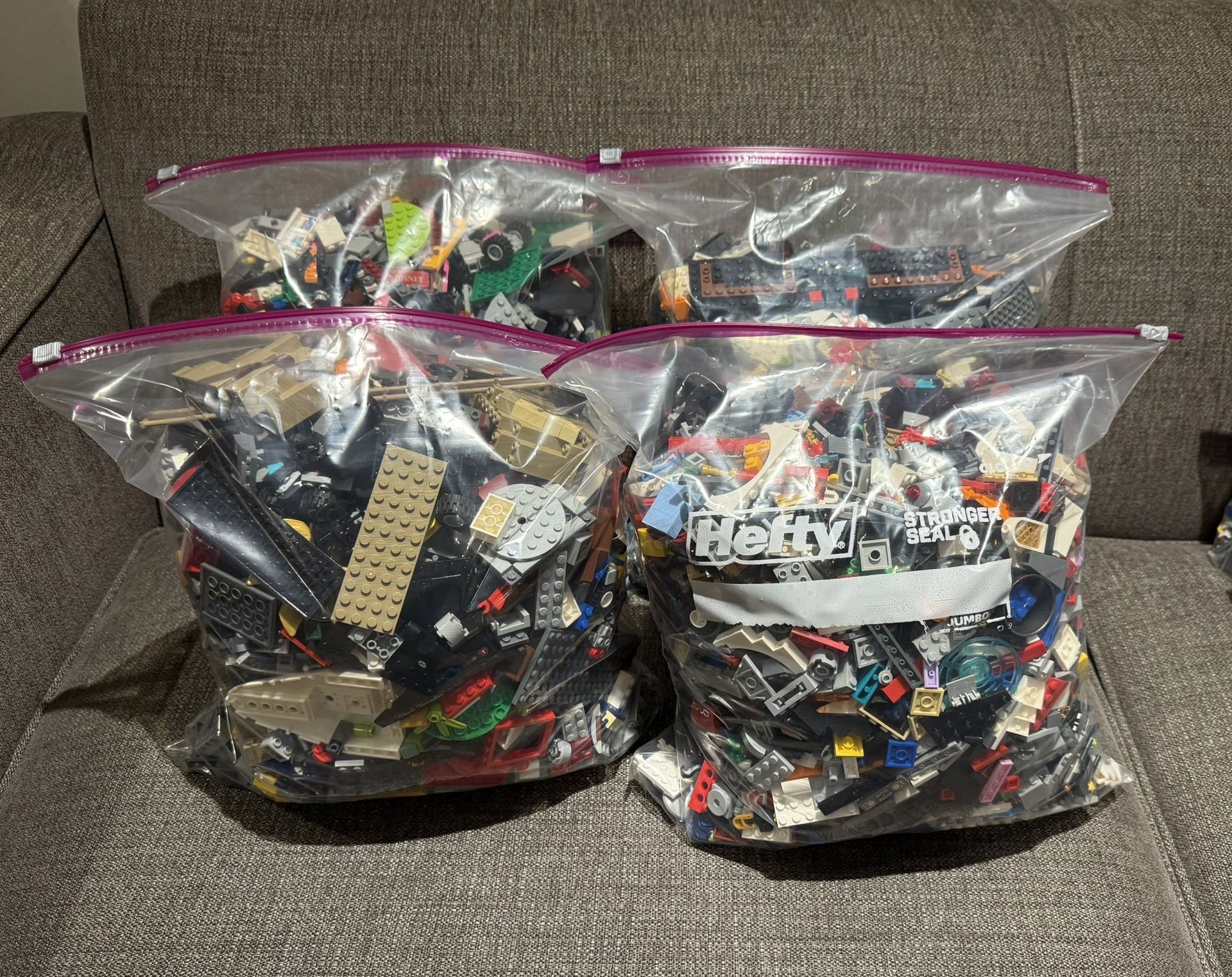 2.5 Gallon & 1 Gallon Bags Of Bulk Lego