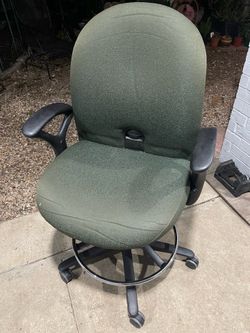 Desk chair