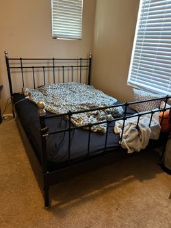 Queen Size Bed Metal Frame
