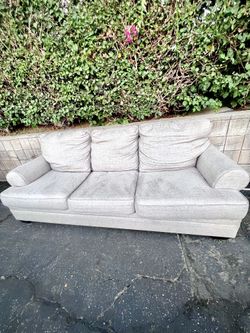 3 Seater Sofa(NEED TO SELL ASAP)