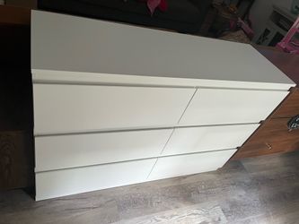 White 6 drawer dresser