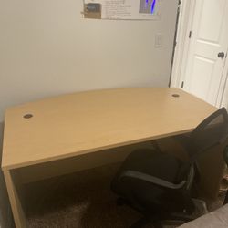 Desk With Chair