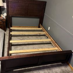 Queen/Full Bed frame 