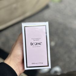 Victoria secret perfume 