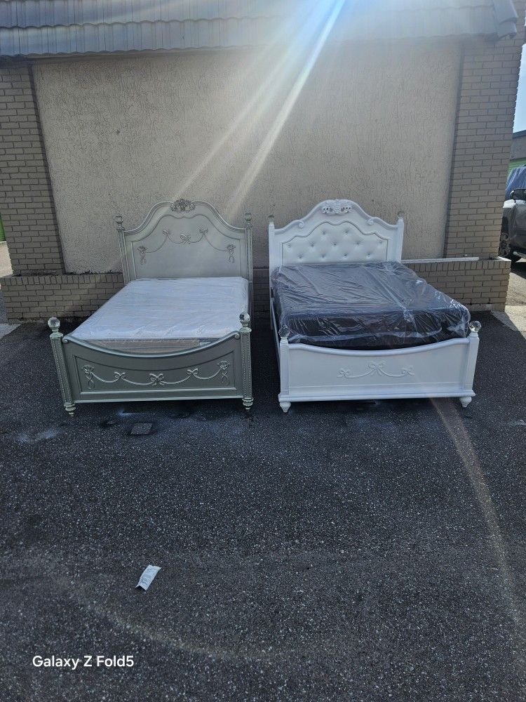 2 Full Size Solid Wood Disney Princess Bed Frames With Brand New Full Size Plush Mattresses And Box Springs In Plastics