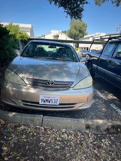 TOYOTA CAMRI