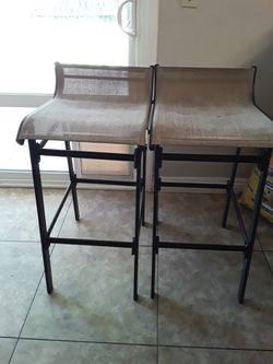Bar seat