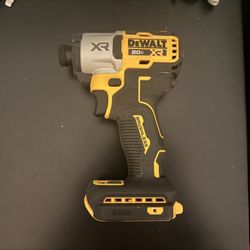 DeWalt DCF845 20V XR 1/4” Impact Driver – Like New