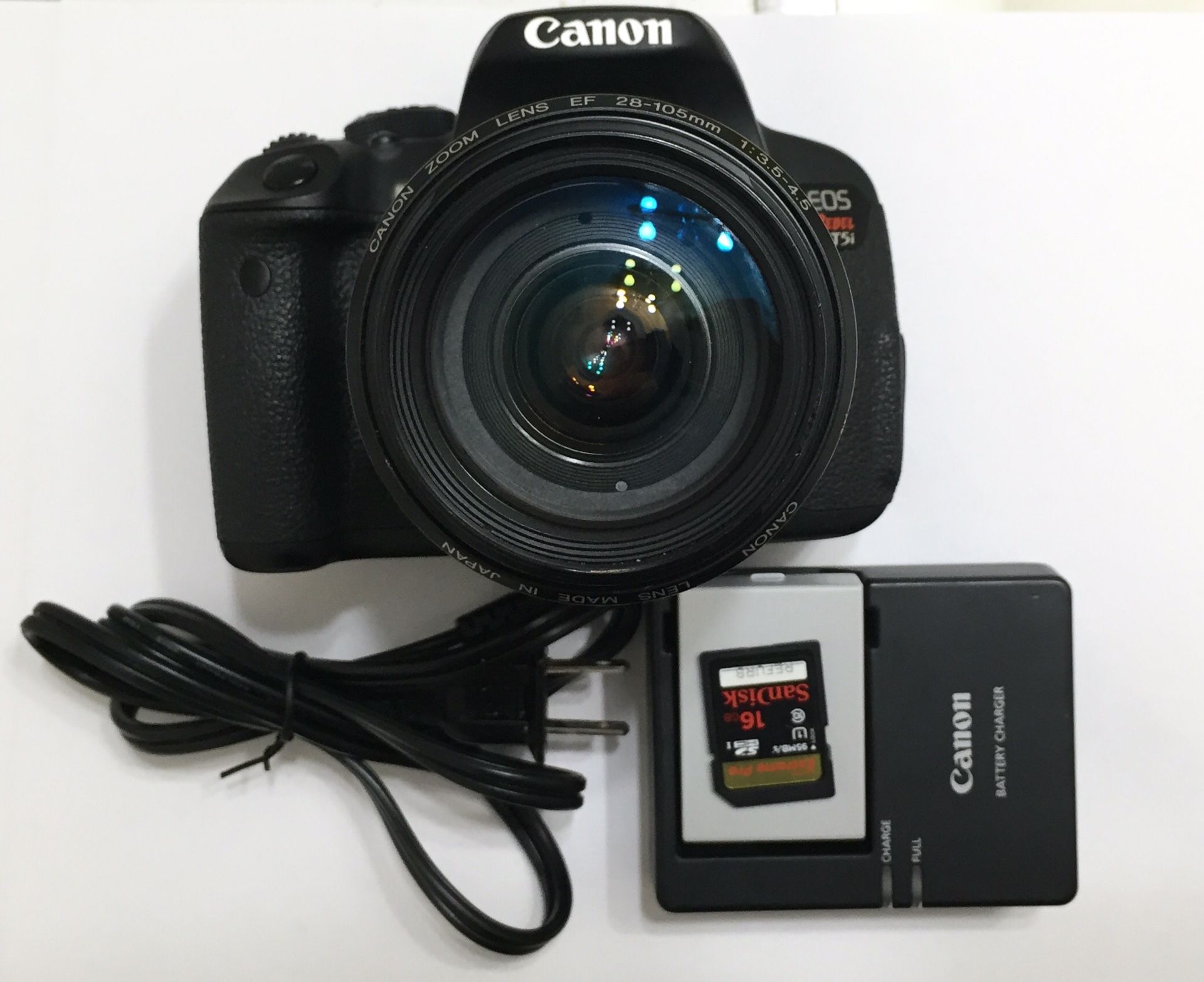 Canon t5i 18mp digital dslr camera touch screen. 28-105 ef usm lens 16gb sd & battery