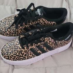 Women's Adidas Leopard Print Shoes 7.5