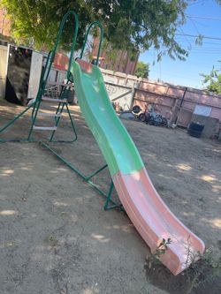 Large kids slide