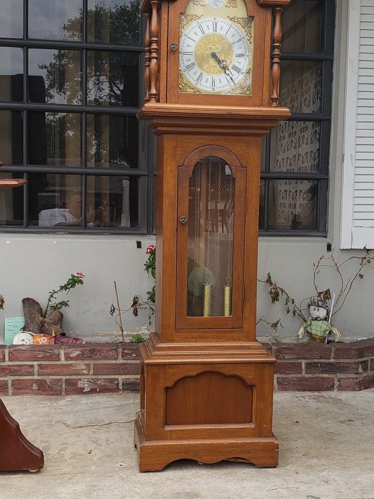 Antique Grandfather Clock Contact Doug At (contact info removed)