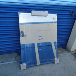 Mirror Beveled Mirror 30 X 40 New 