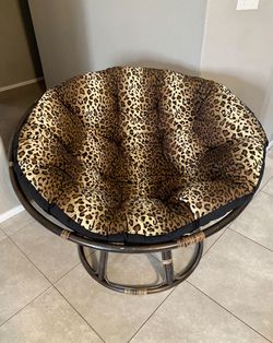 Papasan Chair with Reversible Cushion