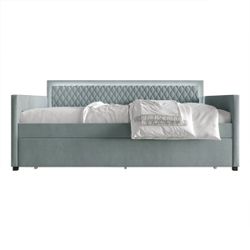 Full Day Bed