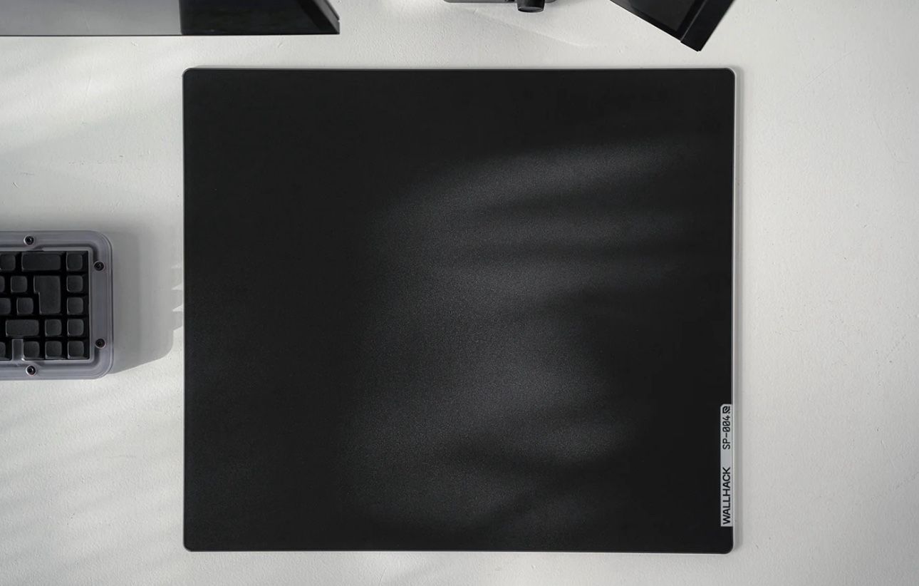 MOUSE PAD GLASS (looking for monitor trades, or cash)