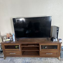 TV STAND MOVING OUT EVERYTHING MUST GO PICKUP ONLY
