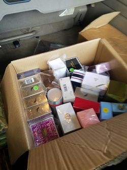 Vendo perfumes y cortinas