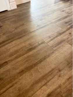 CORELUXE Luxury Vinyl Plank Flooring – 1 New Open Box – Rattan Maple