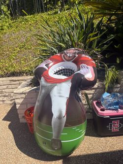 Football Toss