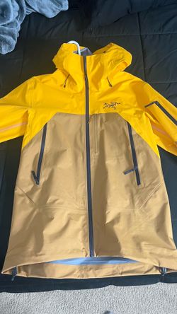 Arc’teryx jacket