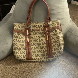 Vintage Micheal Kors Bag