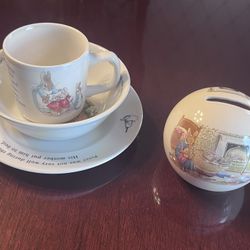 Wedgewood Beatrix Potter Piggy Bank And Dish Set