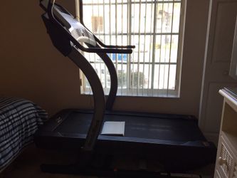 Nordictrack IFit commercial treadmill