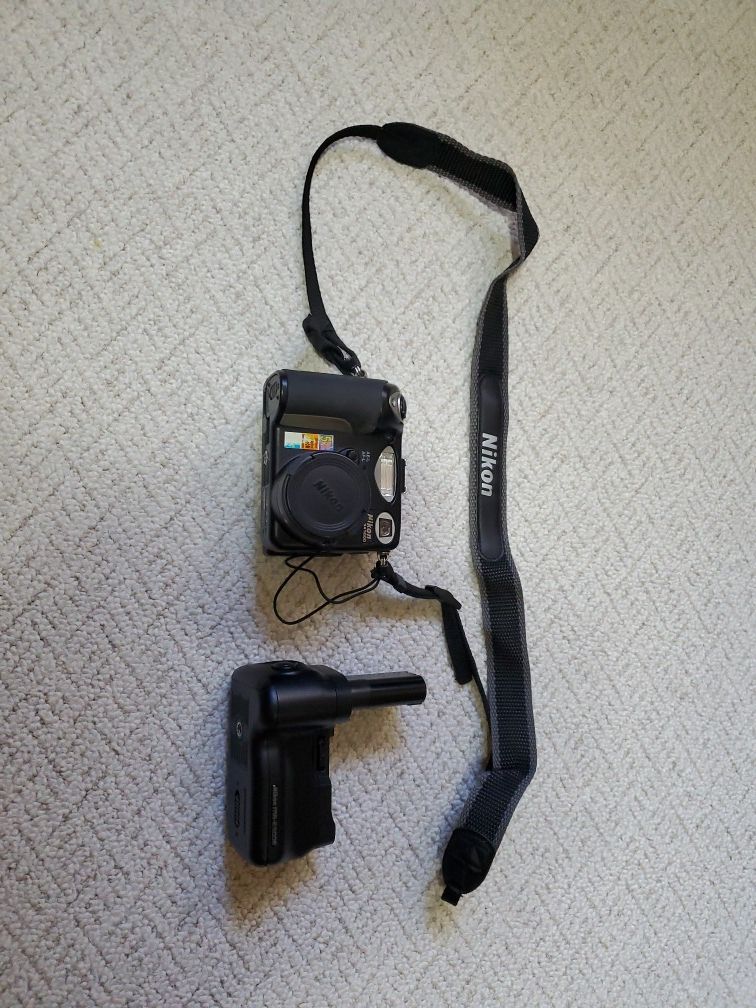 Nikon Coolpix 5000
