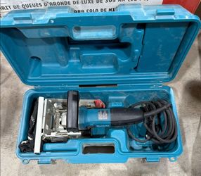 Makita
6 Amp Corded Plate Joiner with Dust Bag and Tool Case