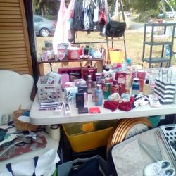 HUGE YARD SALE -3PM SUNDAY 