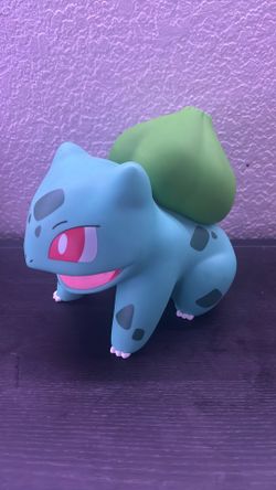Bulbasaur figure