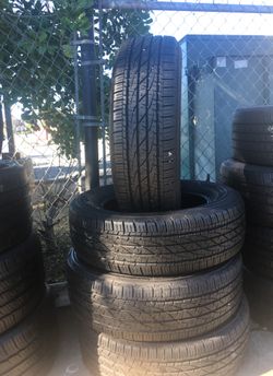 225/65/17 semi new set - Firestone