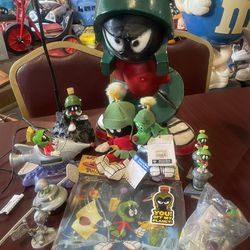 Vintage Marvin The Martian Statue / Pewter/Toys / Lamp /mouse pad And Dolls