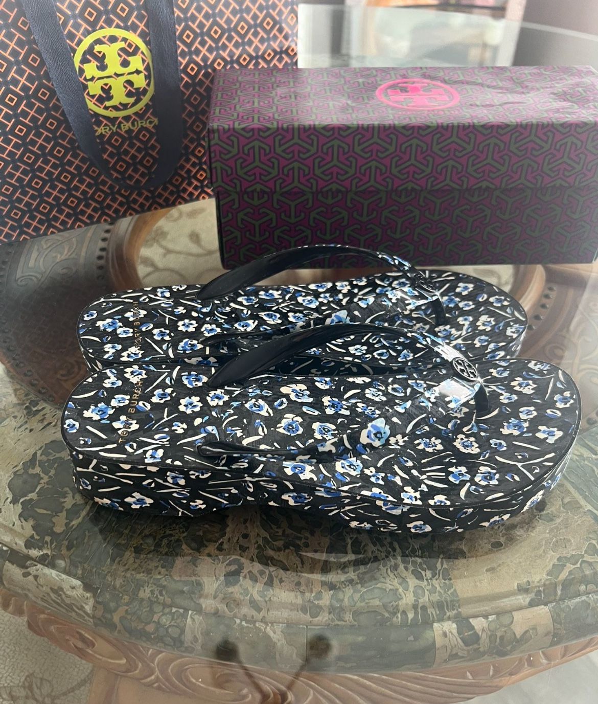 Like New Tory Burch Sandals Size 10 Heels