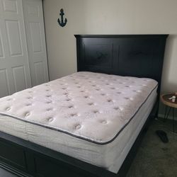 Queen Size Bedroom Set