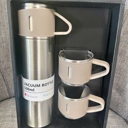 Stainless Steel Thermo 500ml / 16.9oz Vacuum Insulated Bottle with 3 Cups for Tea Coffee Hot Chocolate and Cold Beverage 12 Hours Hot/Cold Flask Set
