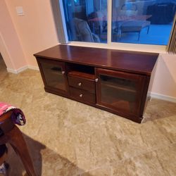 Dining Room Server, Cabinet