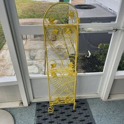 Corner Shelf Yellow With Leave S Decoration 45"" H 161/2" W Folds Flat