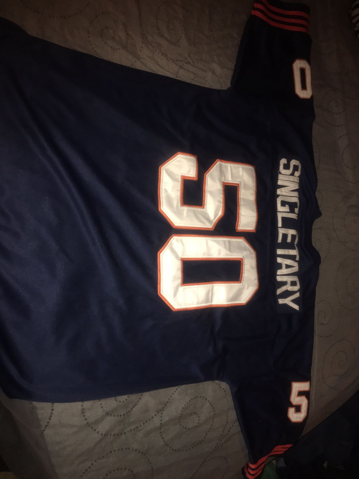 Mike Singletary Jersey Chicago Bears Logo 7 Adult Medium (42-44) Clean USA  Blue for Sale in Rochester, MI - OfferUp