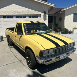 Nissan Truck 1984