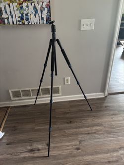 Ravelli APGL5 Tripod with Carry Bag and Manual