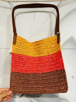NEW Packable straw tote