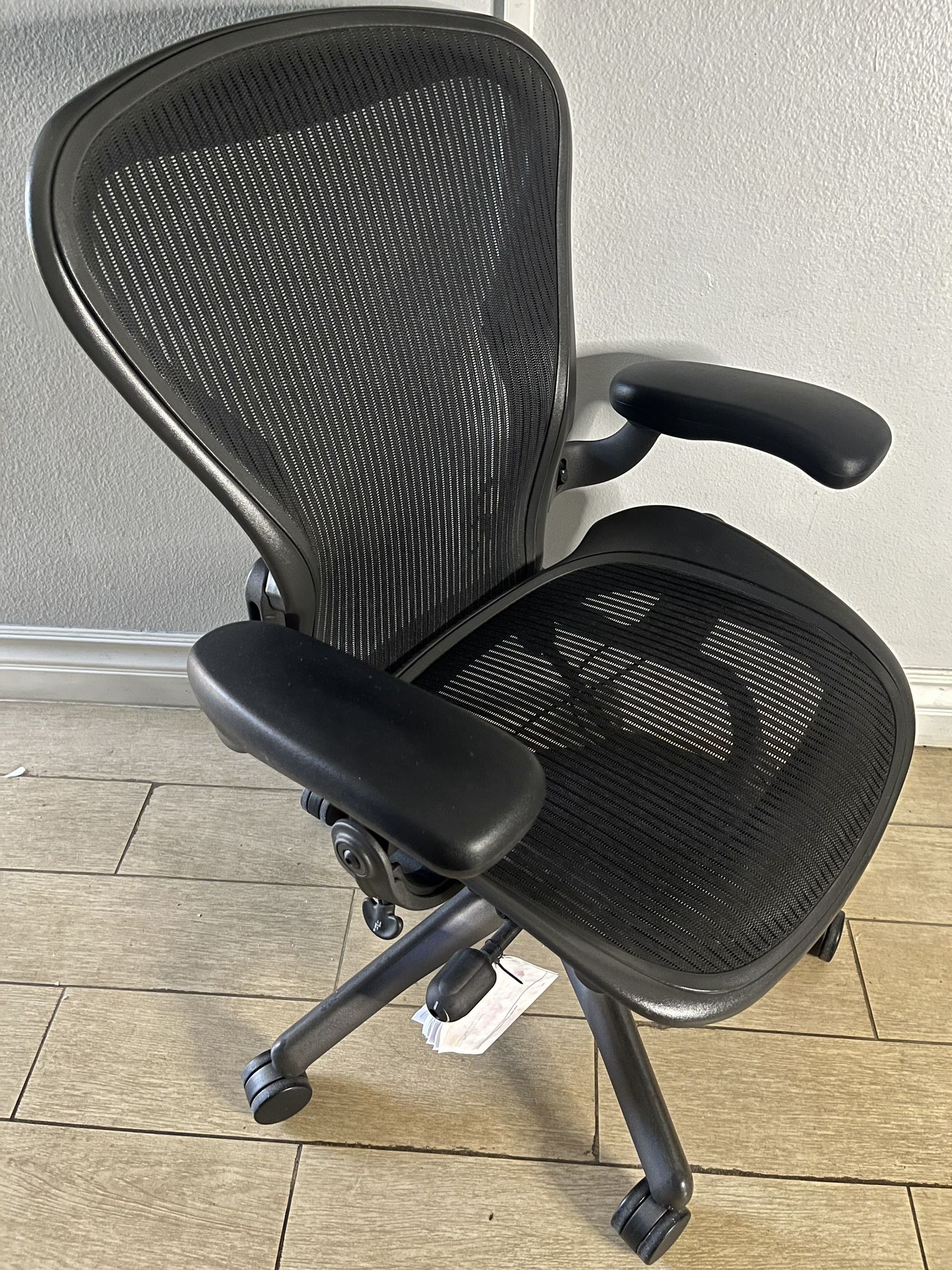 Herman Miller Aeron Size B Ergonomic Office Computer Desk Task Chair