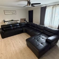 Large Sectional Couch 